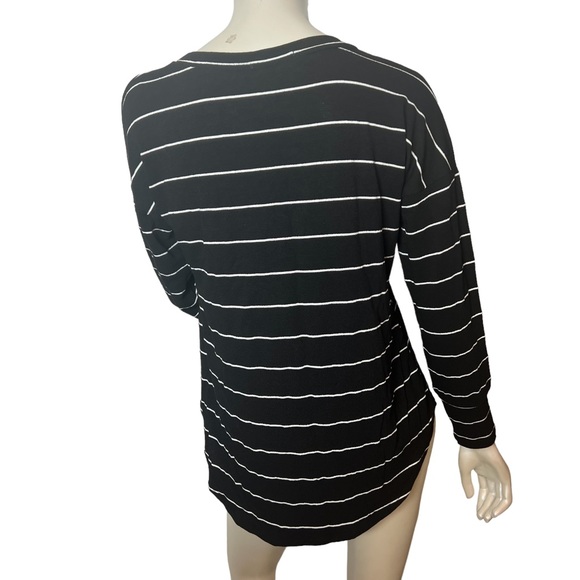 Jess LA Black and White Summer knit Top - Picture 6 of 9